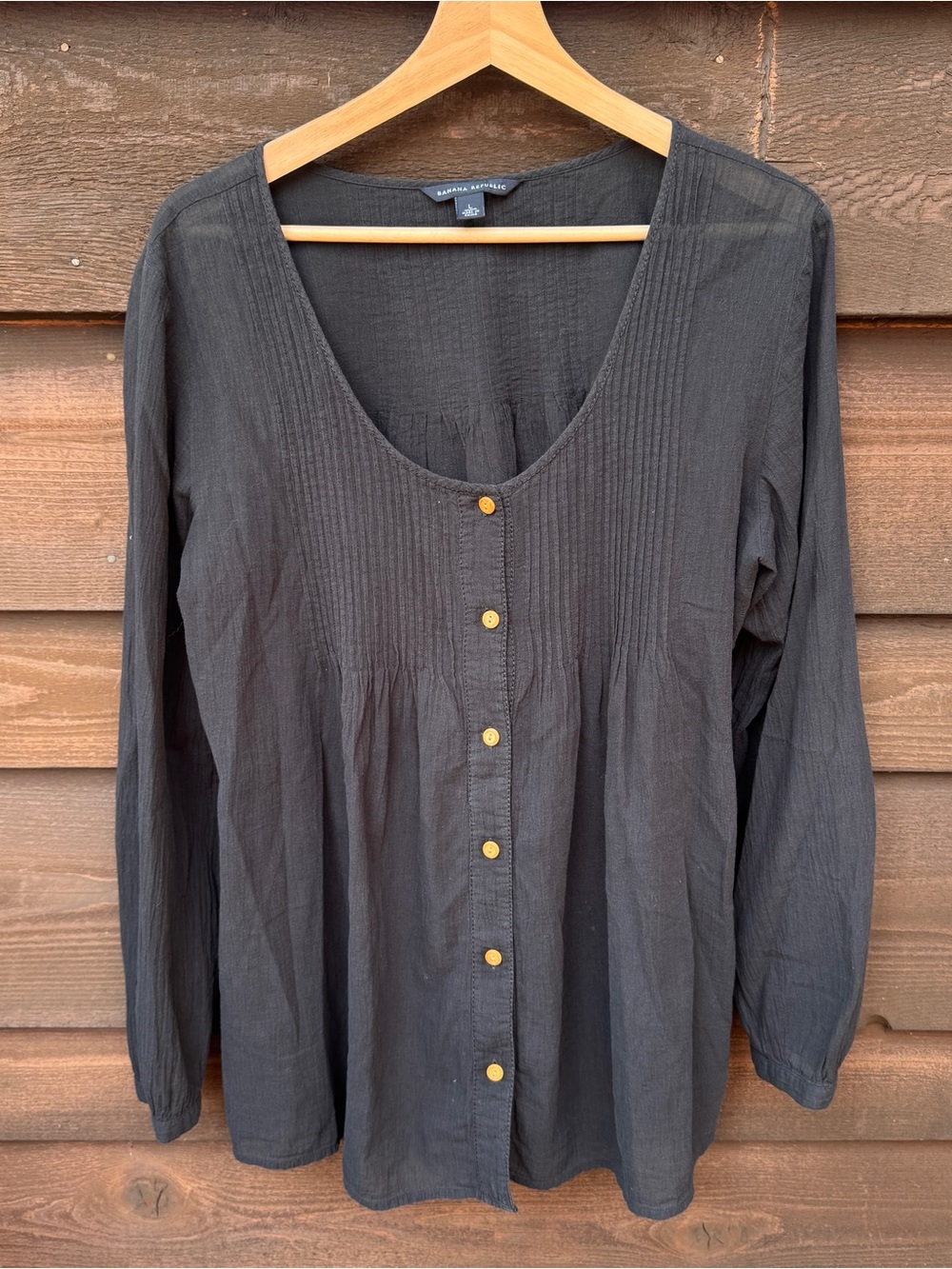 Banana Republic Black Button-Front Scoop Neck Blouse